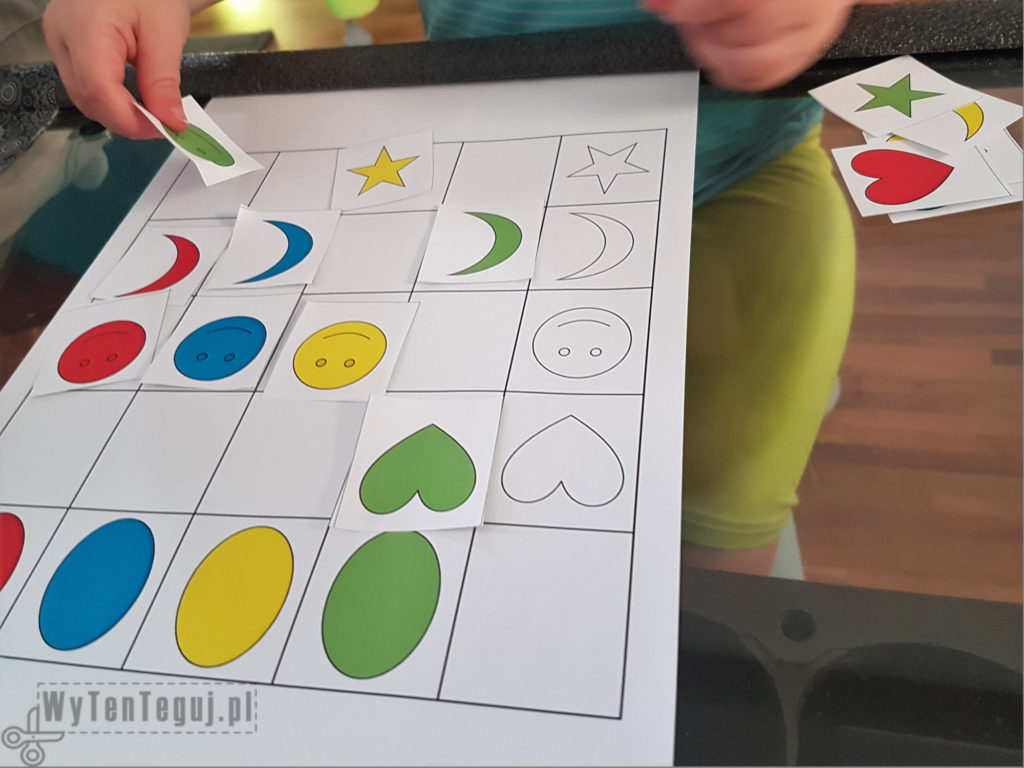 Colors and shapes matching game