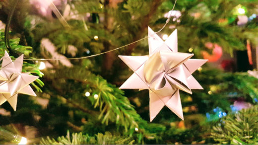 Traditional star of paper strips