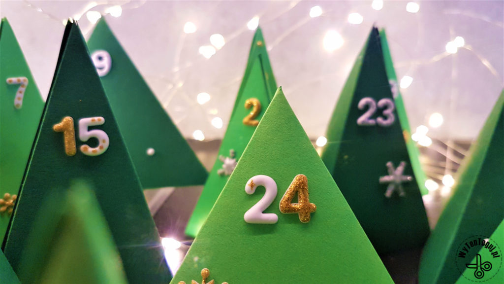 Paper Christmas tree advent calendar