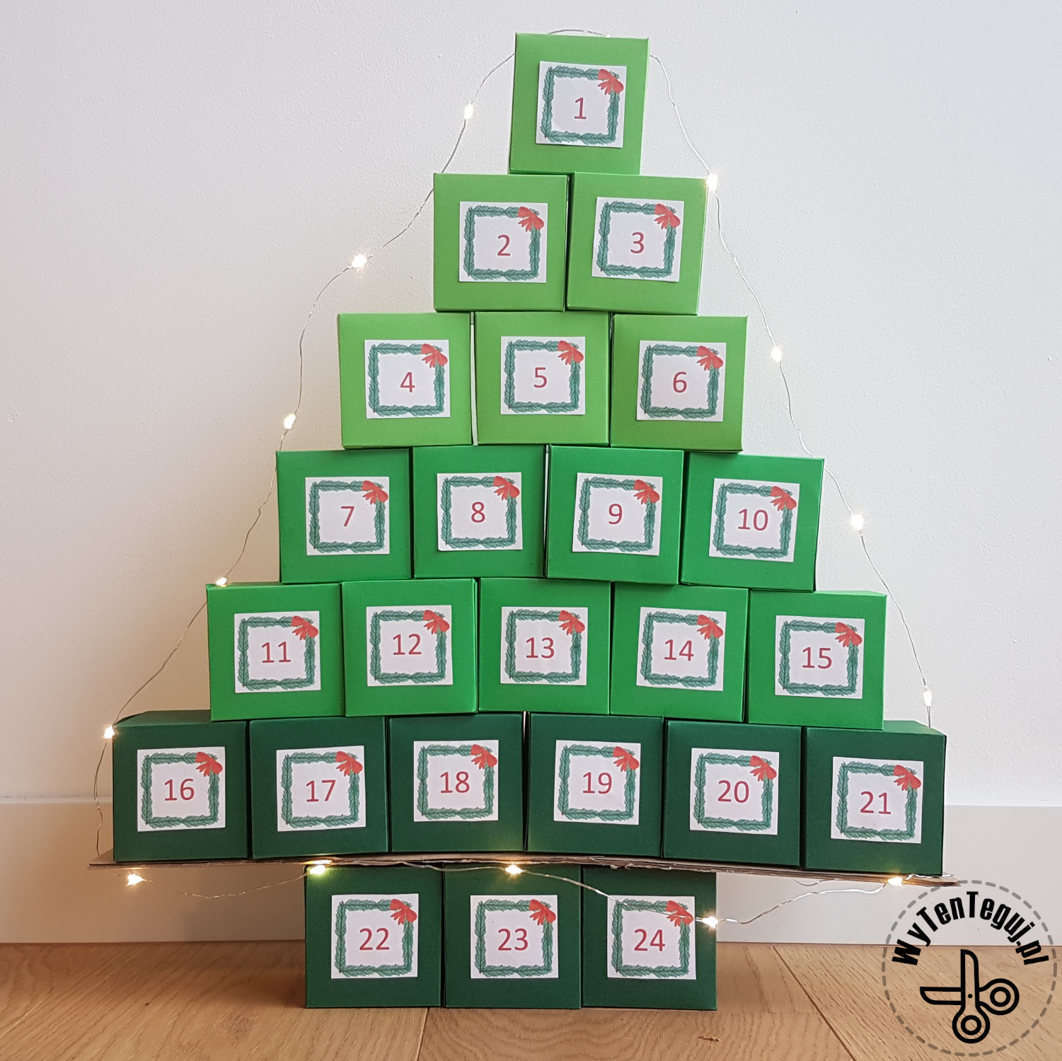 Christmas tree treasure box advent calendar