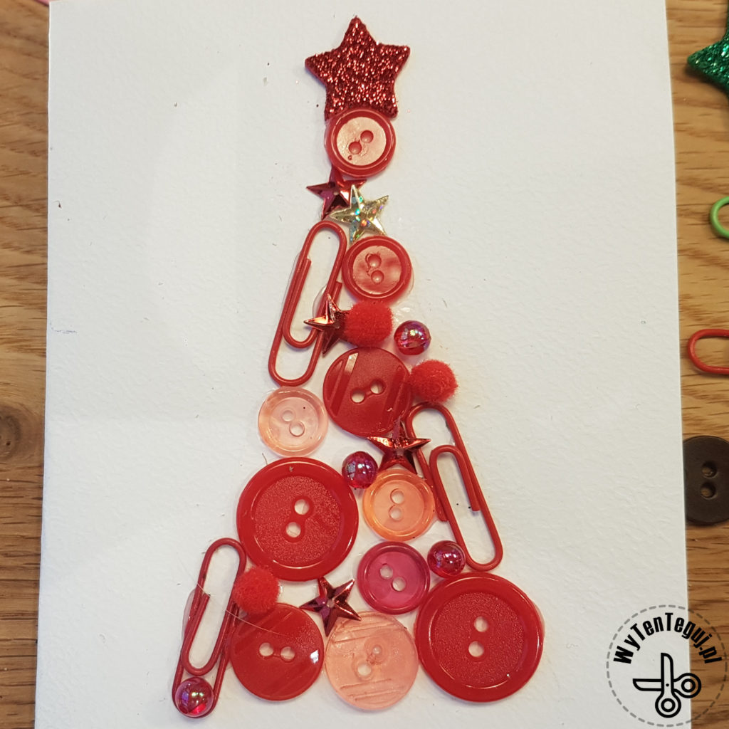 Red Christmas tree with buttons