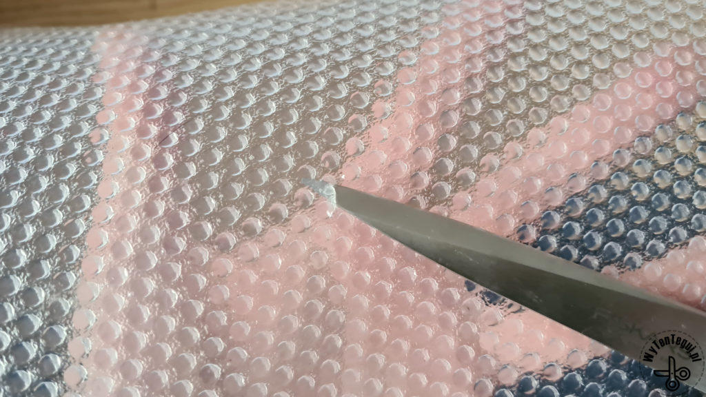 Making holes in the silicone mat