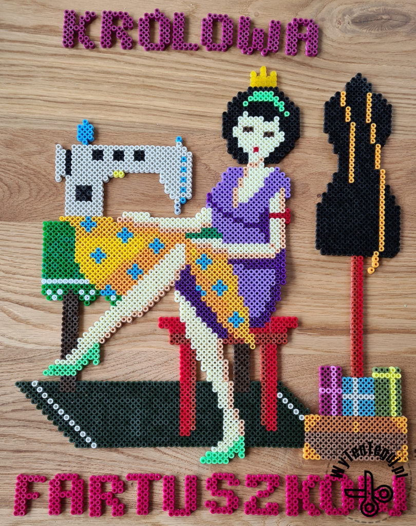 All elements for 'Apron queen' picture out of Hama beads