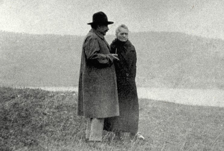 Albert Einstein and Maria Sklodowska-Curie on Lake Geneva. (Wikimedia)