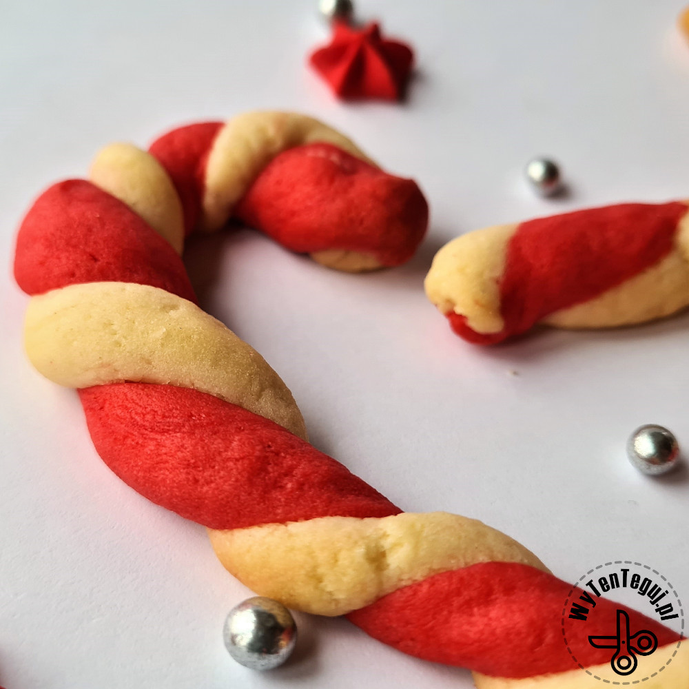 Easy, yummy and funny Christmas candy cane cookies