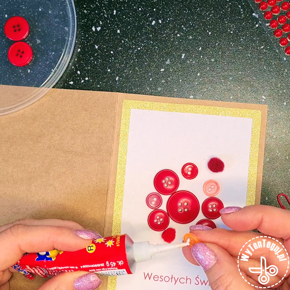 How to make Christmas card using buttons