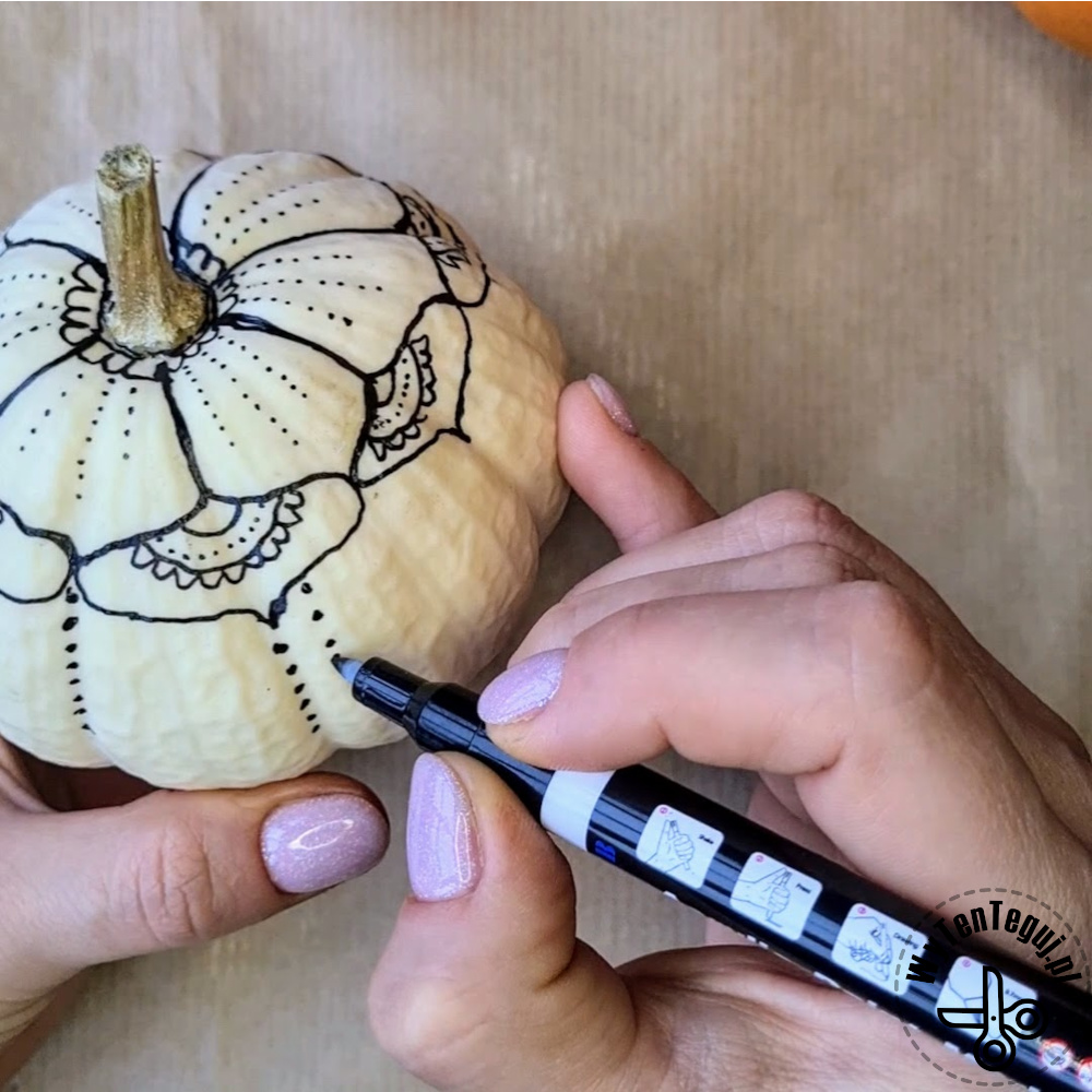 Jak zrobić dyniową mandalę