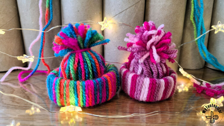 Mini yarn hats