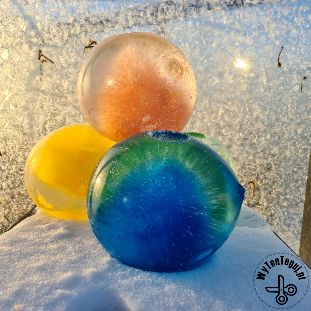 Color ice balls
