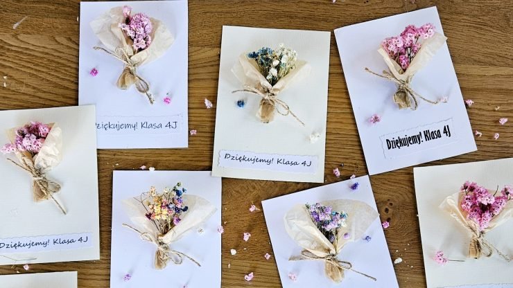 Teacher Thank You Cards with a Tiny Gypsophila Bouquet